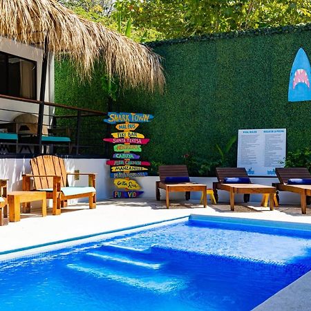 Shark Town Mal Pais Apartment Playa Santa Teresa  Exterior photo
